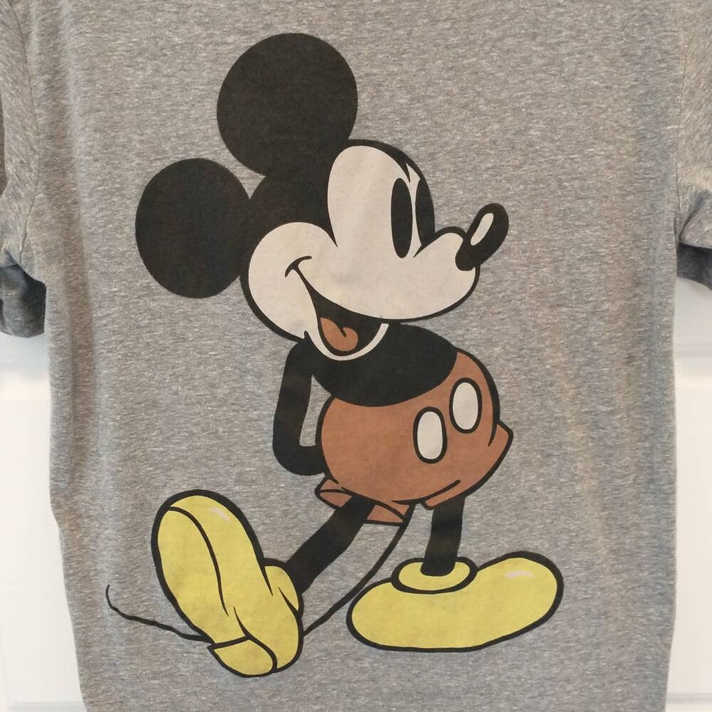 Disney Mickey Mouse Classic Graphic T Shirt Mens Medium Gray Retro Vintage Vibe